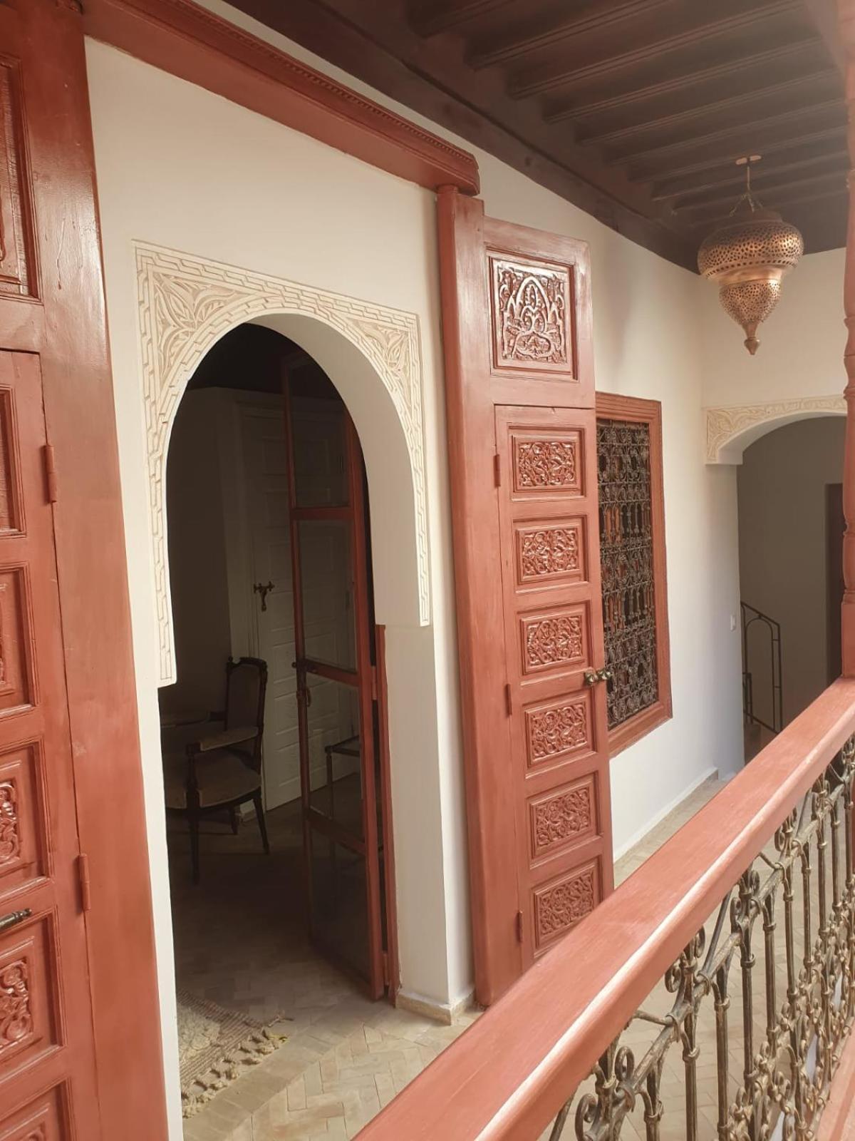 Le Singe Rose Bed & Breakfast Marrakesh Exterior photo
