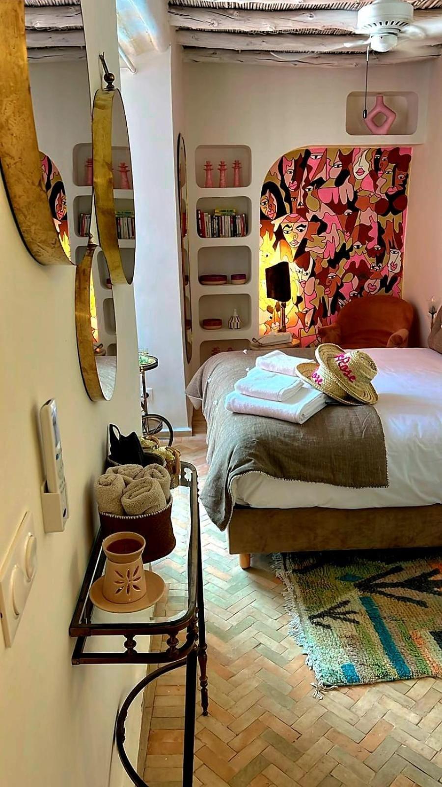Le Singe Rose Bed & Breakfast Marrakesh Exterior photo